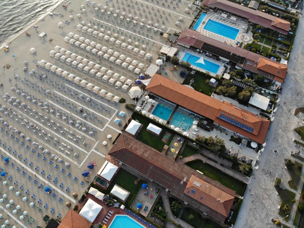 Ferienwohnung Teresita Wellness Club Viareggio Exterior foto