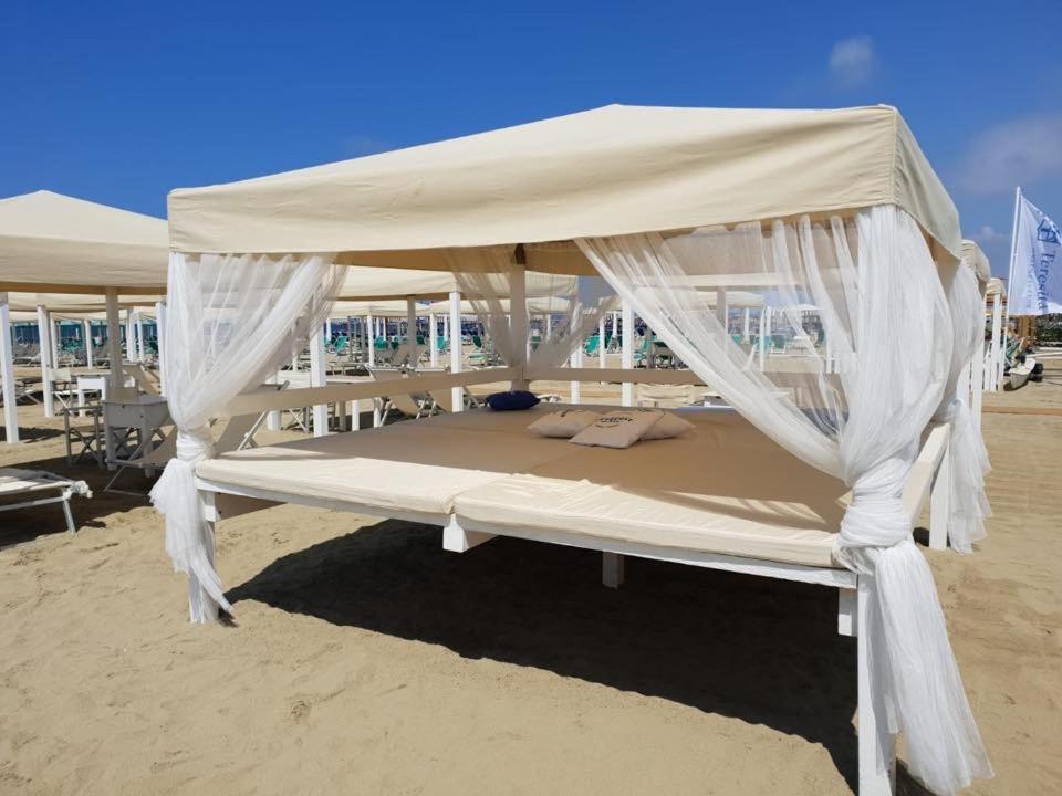 Ferienwohnung Teresita Wellness Club Viareggio Exterior foto
